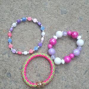Bracelet lot
